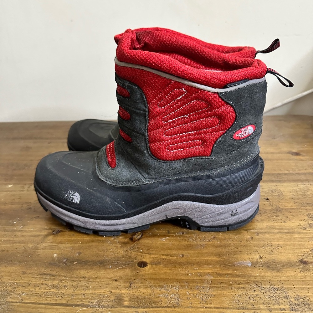 The North Face Boys Garcons Waterproof Heat Seeker Insulated Winter Snow Boots 6